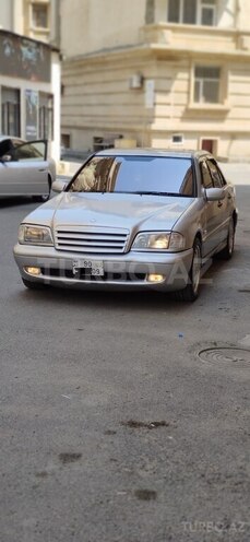 Mercedes C 240 2000, 357,000 km - 2.4 l - Bakı