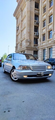 Mercedes C 240 2000, 357,000 km - 2.4 l - Bakı