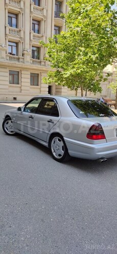 Mercedes C 240 2000, 357,000 km - 2.4 l - Bakı