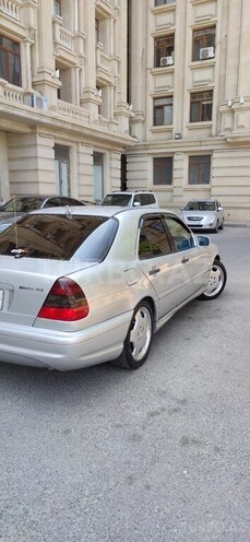 Mercedes C 240 2000, 357,000 km - 2.4 l - Bakı