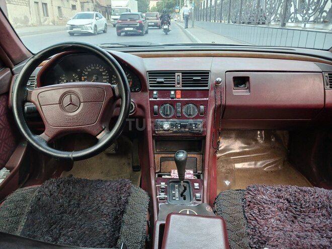 Mercedes C 220 1994, 265,000 km - 2.2 л - Bakı