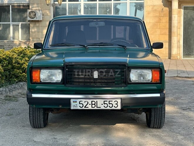 LADA (VAZ) 2107 2005, 18,000 km - 1.6 л - Salyan