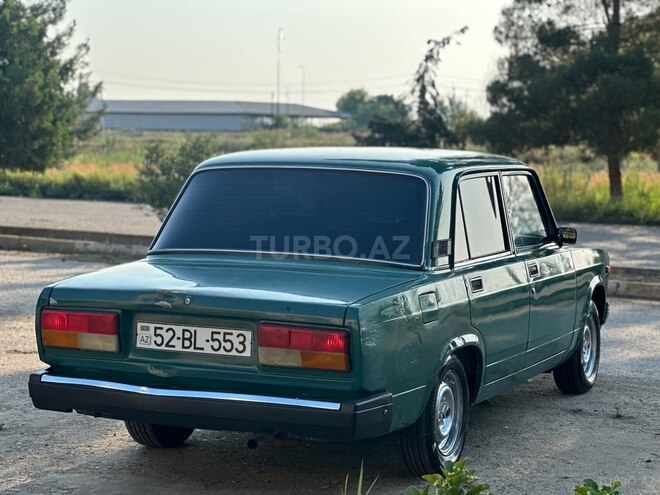 LADA (VAZ) 2107 2005, 18,000 km - 1.6 л - Salyan