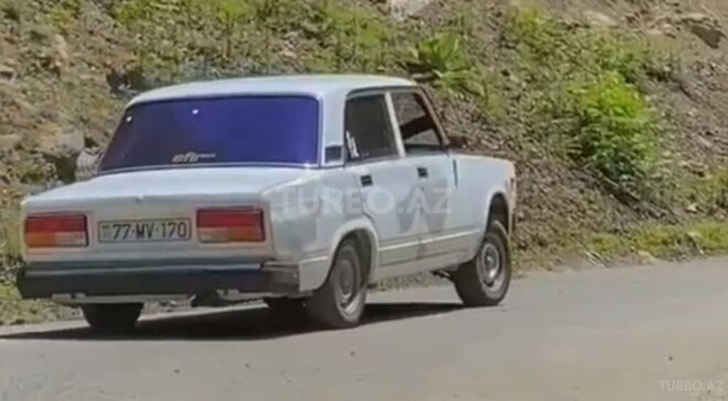 LADA (VAZ) 2107 2003, 50,000 km - 1.6 l - Astara