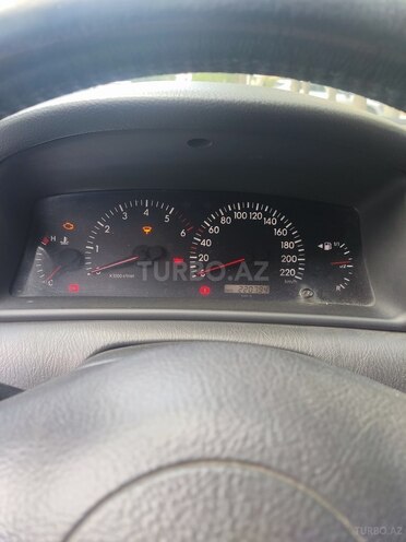 Toyota Corolla 2004, 221,000 km - 1.4 l - Bakı