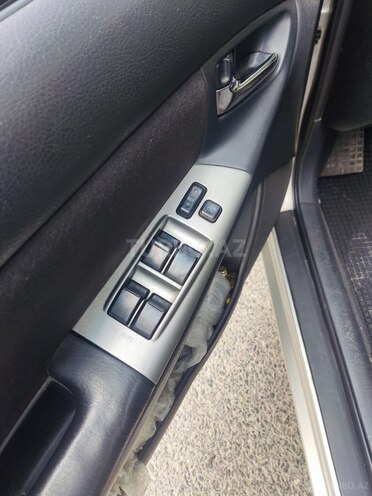 Toyota Corolla 2004, 221,000 km - 1.4 l - Bakı