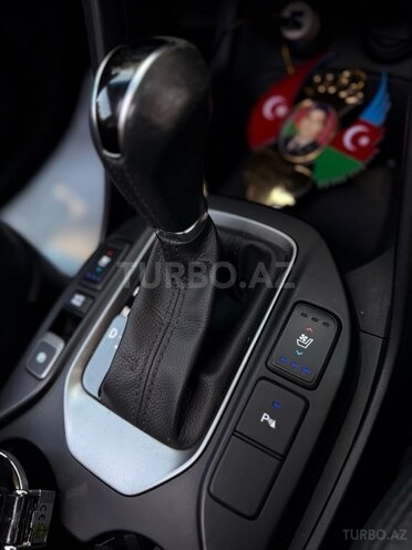 Hyundai  2016, 110,000 km - 2.2 л - Bakı