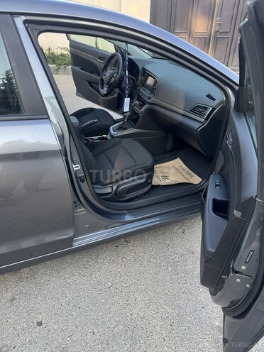 Hyundai Elantra 2018, 102,000 km - 2.0 l - Bakı