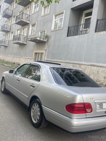 Mercedes E 230 1996, 380,000 km - 2.3 l - İsmayıllı