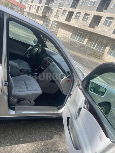 Mercedes E 230 1996, 380,000 km - 2.3 l - İsmayıllı