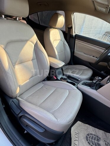 Hyundai Elantra 2016, 150,635 km - 2.0 л - Bakı