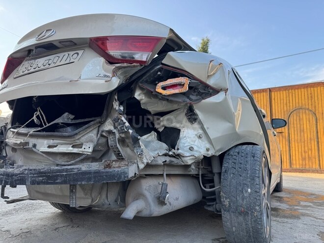 Hyundai Elantra 2016, 150,635 km - 2.0 л - Bakı