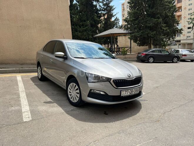 Skoda Rapid 2021, 107,000 km - 1.6 l - Bakı