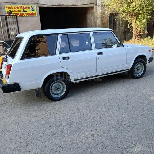 LADA (VAZ) 2104 2011, 48,000 km - 1.6 l - Salyan