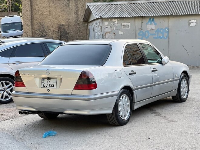 Mercedes C 200 1999, 230,000 km - 2.0 л - Bakı