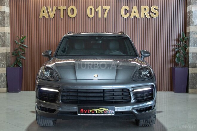 Porsche Cayenne-1