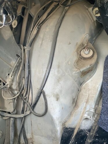 Mercedes E 250 1992, 696,346 km - 2.5 l - Lənkəran