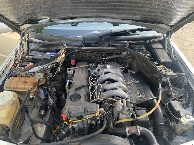 Mercedes E 250 1992, 696,346 km - 2.5 l - Lənkəran