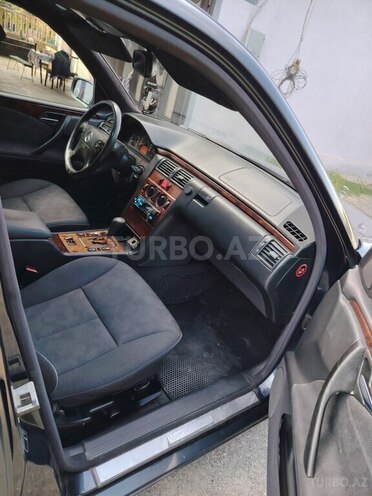 Mercedes E 220 d 2000, 399,081 km - 2.2 l - Ağstafa