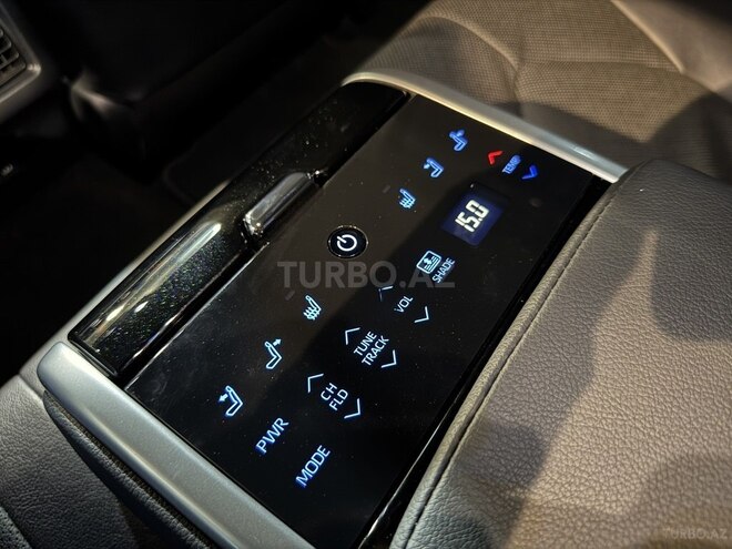 Toyota Camry 2023, 22,000 km - 2.5 l - Bakı