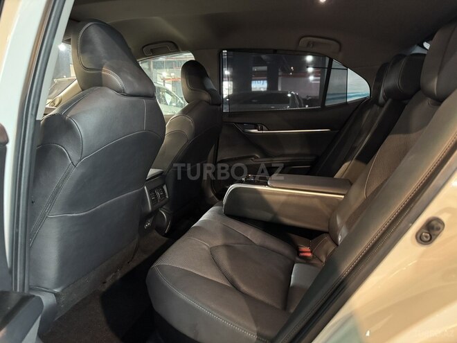 Toyota Camry 2023, 22,000 km - 2.5 l - Bakı