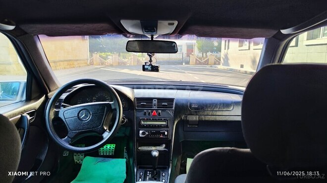 Mercedes C 200 1999, 439,032 km - 2.0 l - Balakən