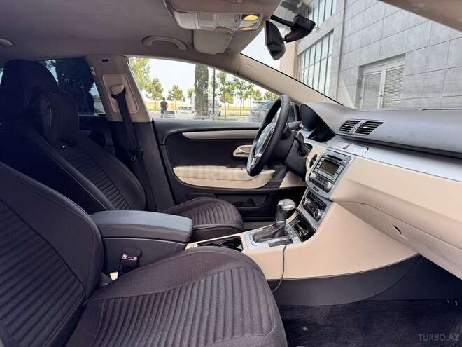 Volkswagen Passat CC-6