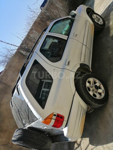 Isuzu  1998, 200,000 km - 3.2 l - Bakı