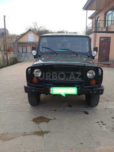 UAZ Hunter-1