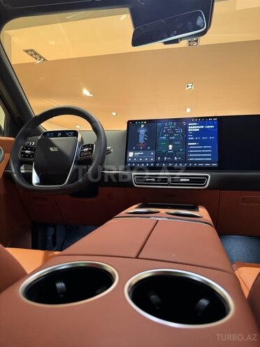 Li Auto L9 2025, 0 km - 1.5 l - Bakı