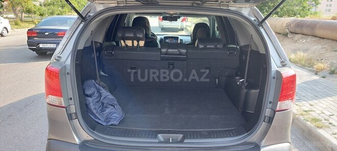 Kia Sorento-9