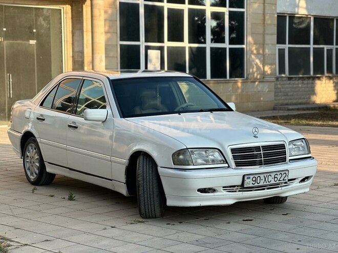 Mercedes C 230 1998, 385,000 km - 2.3 л - Salyan