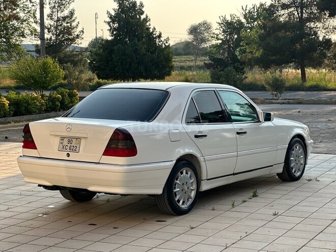 Mercedes C 230 1998, 385,000 km - 2.3 л - Salyan