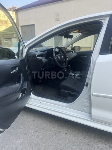 Toyota Corolla 2021, 35,000 km - 1.8 l - Bakı