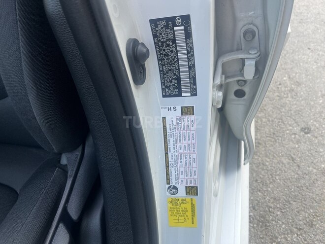 Toyota Corolla 2021, 35,000 km - 1.8 l - Bakı
