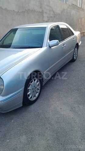 Mercedes E 220 d 1999, 568,433 km - 2.2 л - Bakı