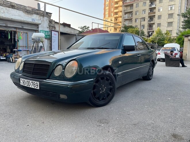 Mercedes E 280 1998, 289,456 km - 2.8 l - Bakı
