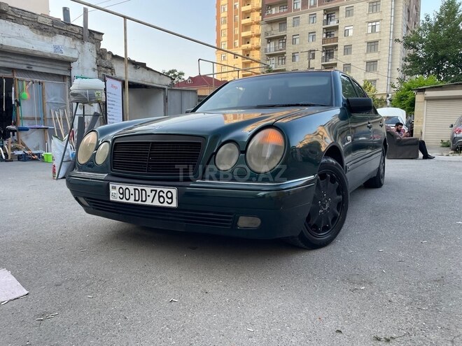 Mercedes E 280 1998, 289,456 km - 2.8 l - Bakı