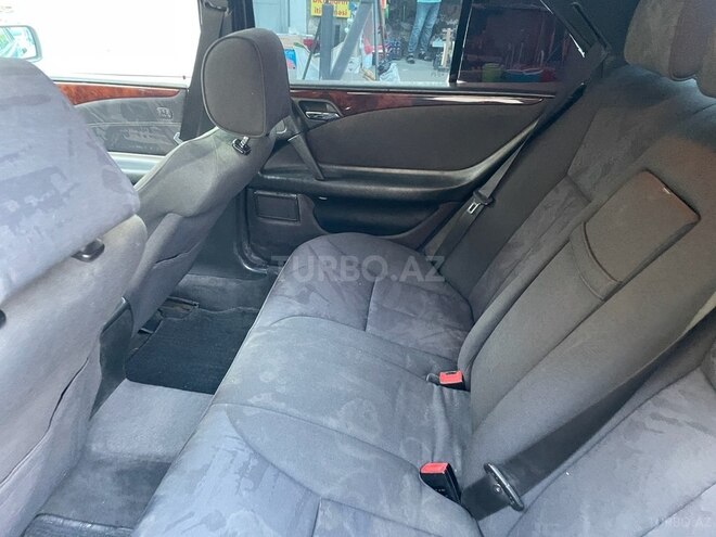 Mercedes E 280 1998, 289,456 km - 2.8 l - Bakı