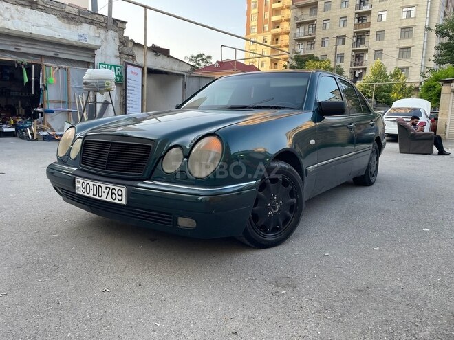 Mercedes E 280 1998, 289,456 km - 2.8 l - Bakı