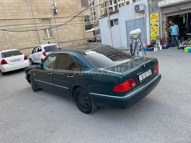 Mercedes E 280 1998, 289,456 km - 2.8 l - Bakı