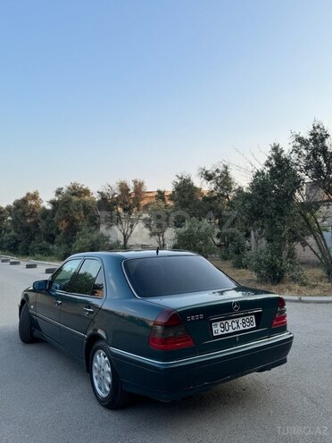 Mercedes C 200 1997, 299,000 km - 2.0 л - Bakı