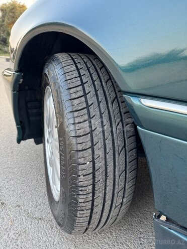 Mercedes C 200 1997, 299,000 km - 2.0 л - Bakı