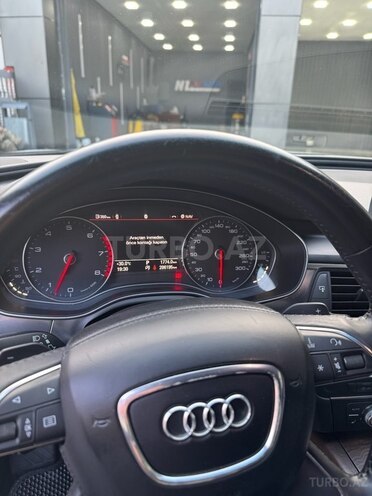 Audi A6 2013, 286,000 km - 2.8 l - Bakı