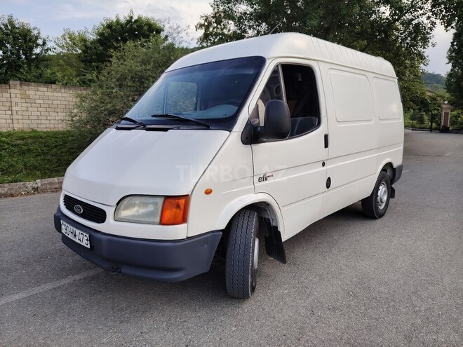 Ford Transit-21