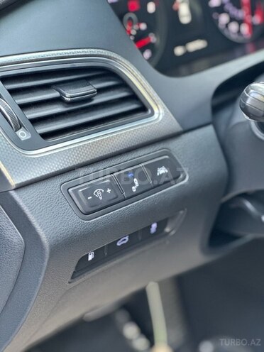 Hyundai Sonata-21