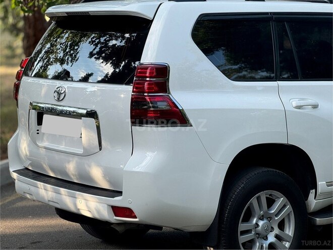 Toyota Land Cruiser Prado 2010, 197,000 km - 4.0 л - Gəncə