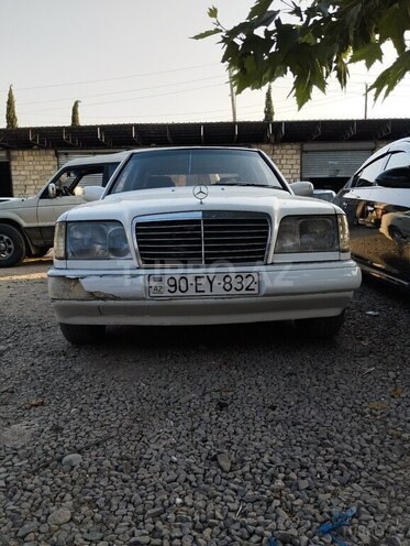 Mercedes E 220 1994, 441,000 km - 2.2 л - Gəncə