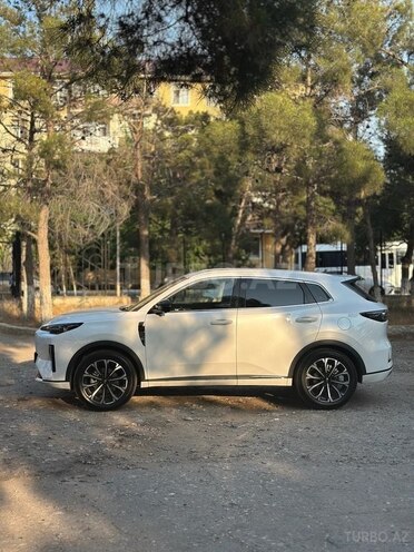 Changan Qiyuan Q05 2025, 4,300 km - 1.5 л - Bakı
