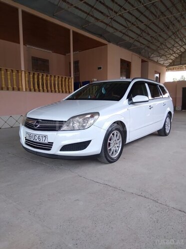 Opel Astra 2008, 253,000 km - 1.6 l - Yevlax